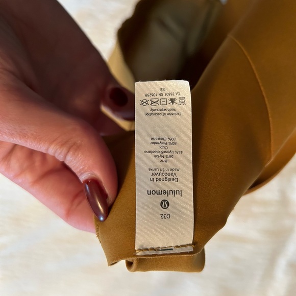 Lululemon enlighten bra - Picture 5 of 5